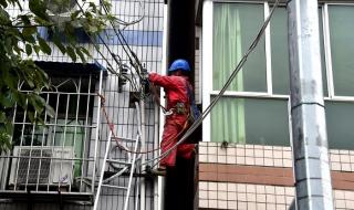 实拍重庆大风暴雨